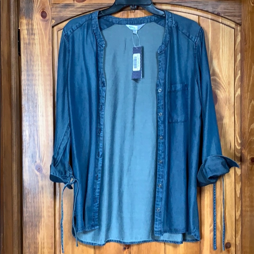 Women’s button down shirt